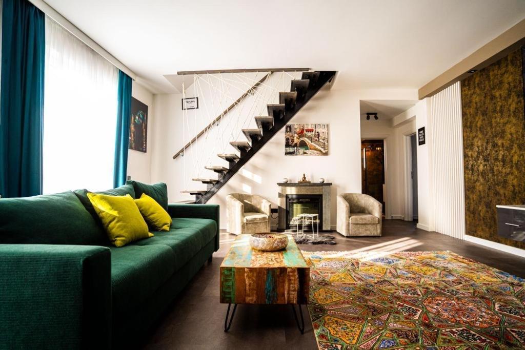 N & G Apartments Rîşnov Kültér fotó